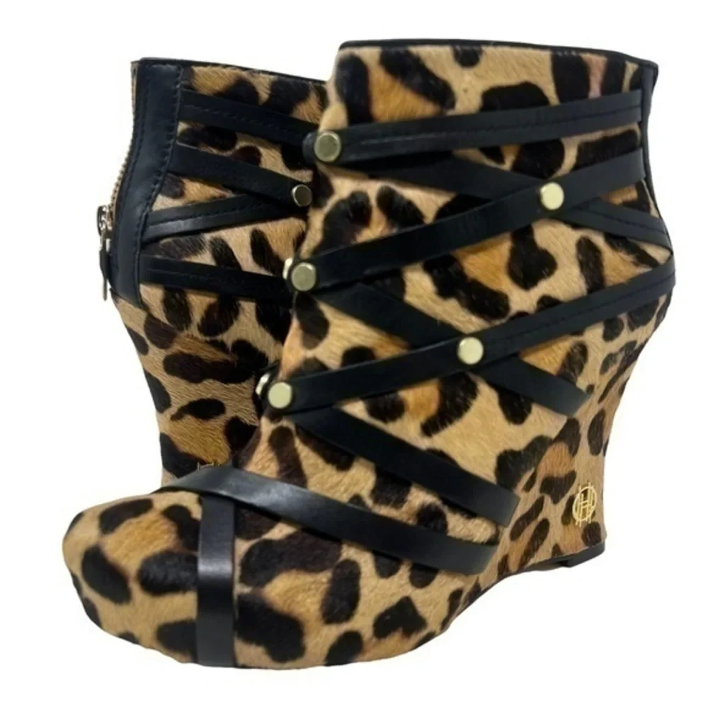 House Of Harlow Wedge Boots